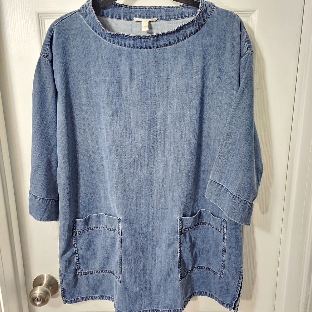EILEEN FISHER Size Small Blue Boatneck Denim 3/4 Sleeve Top With Pockets - Picture 3 of 16